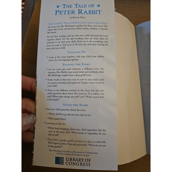 The Tale of Peter Rabbit - Vintage Paperback By Beatrix Potter - 29 Page Book - Picture 4 of 8